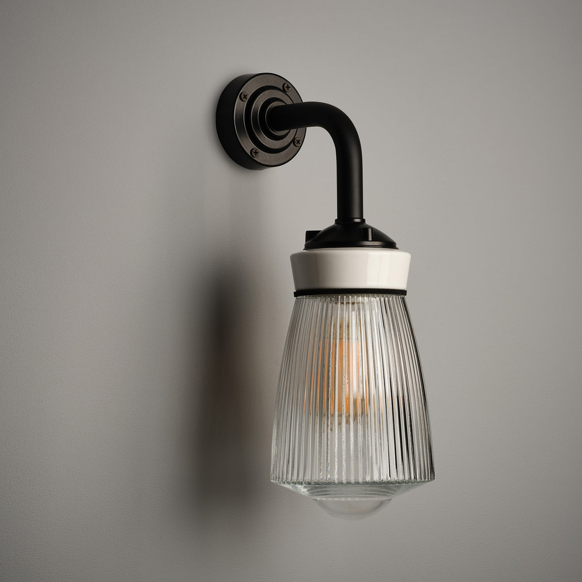 Prismatic Blender Wall Light