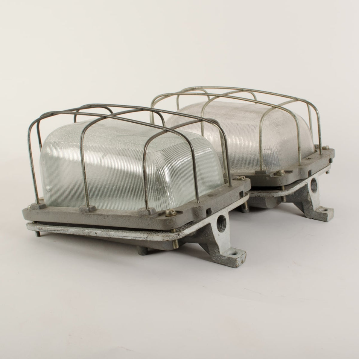 Unused Polish bulkheads -Original Condition-