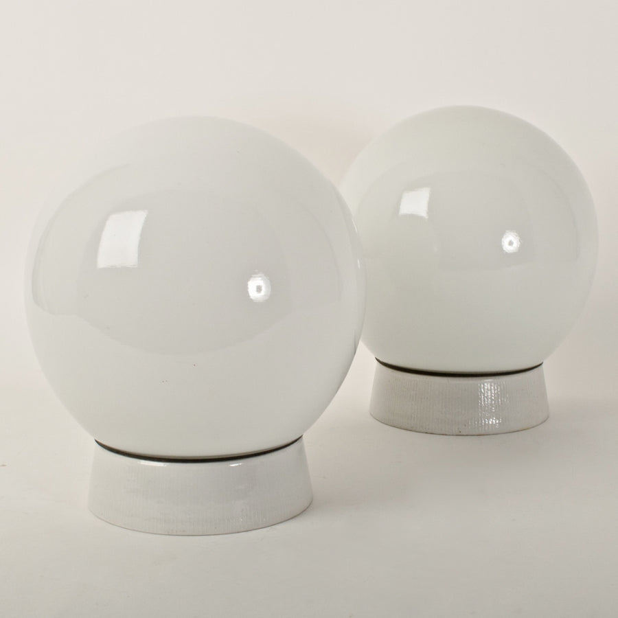 Ceiling mounted white Globe - Large
