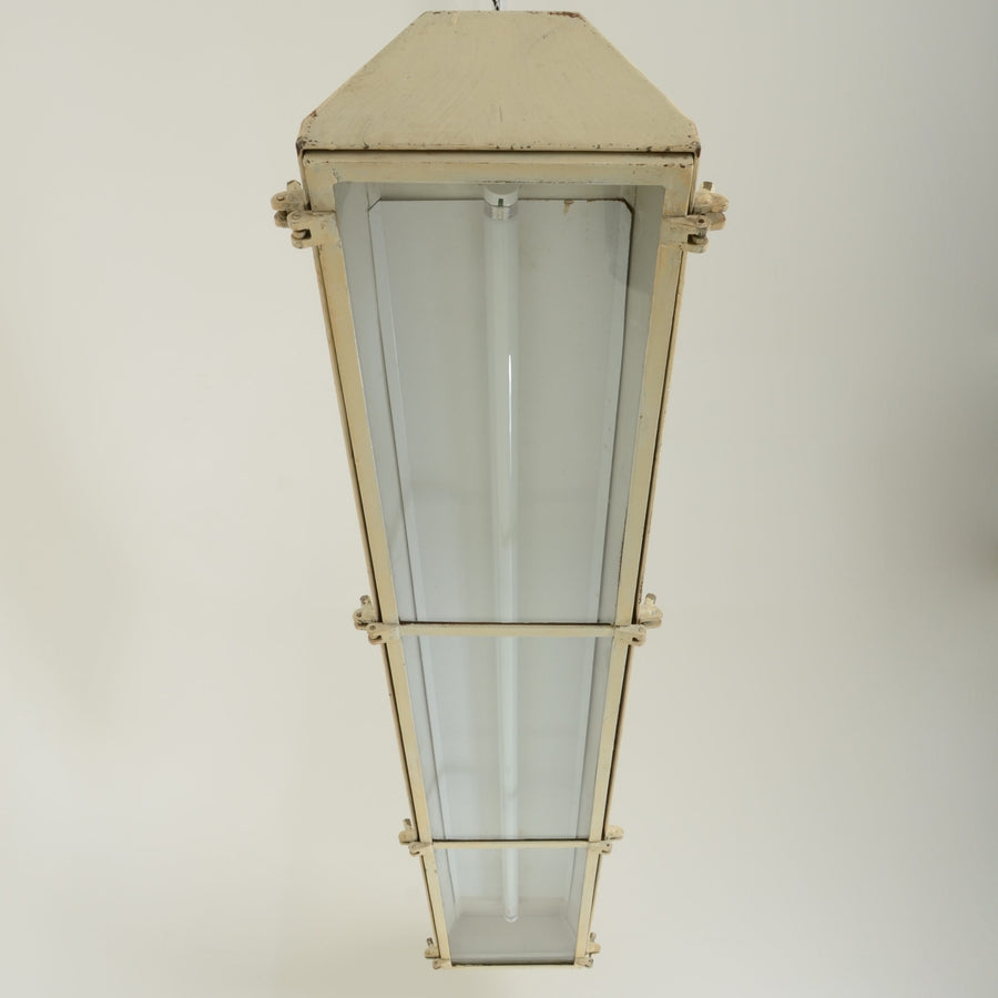 Early production GEC fluorescents