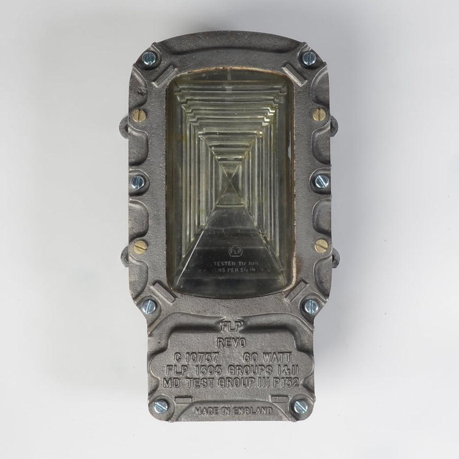 Revo bulkheads