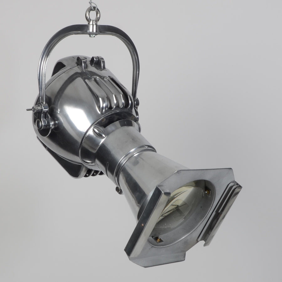 Strand spotlights with ?long snouts?