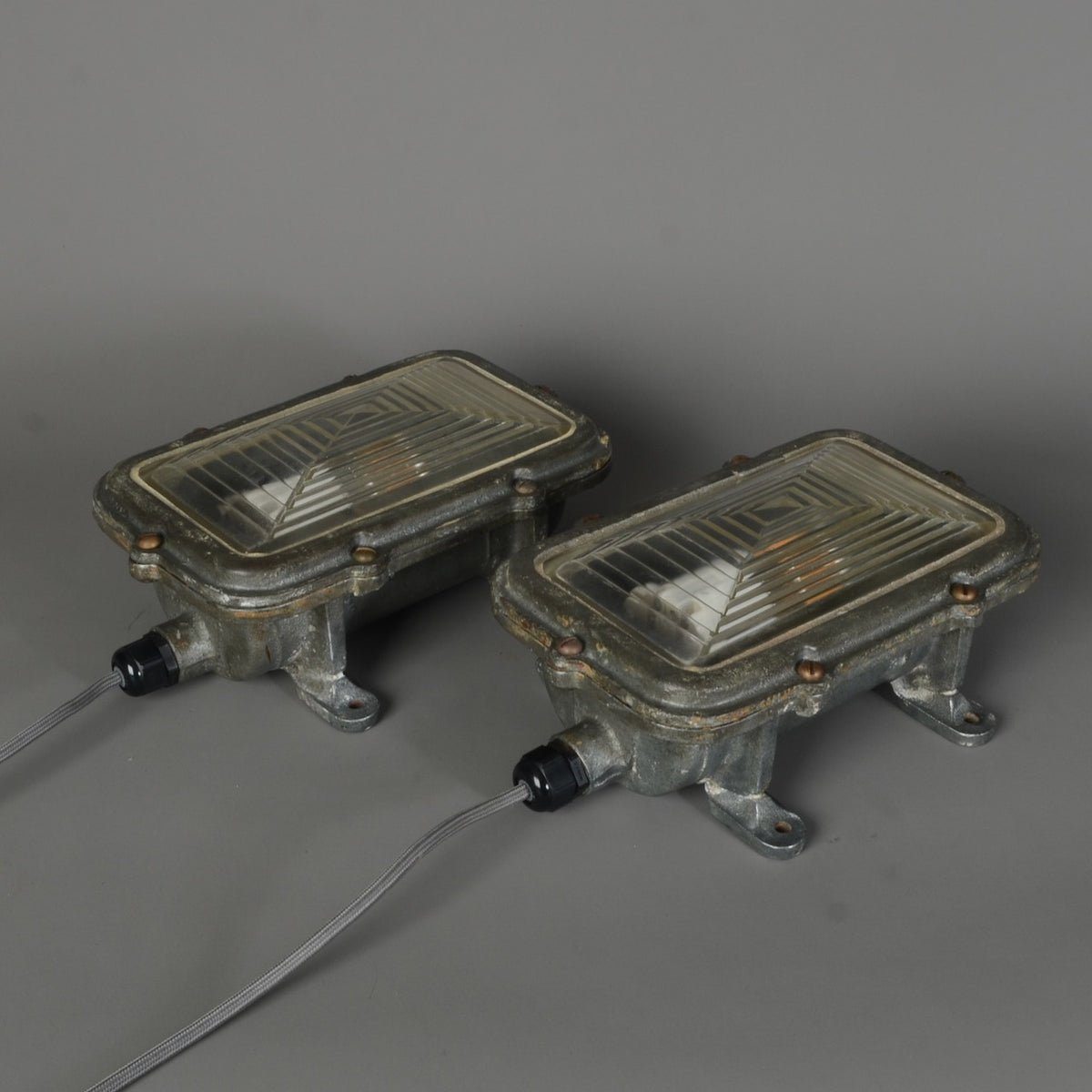 Vintage Powerstation Bulkheads