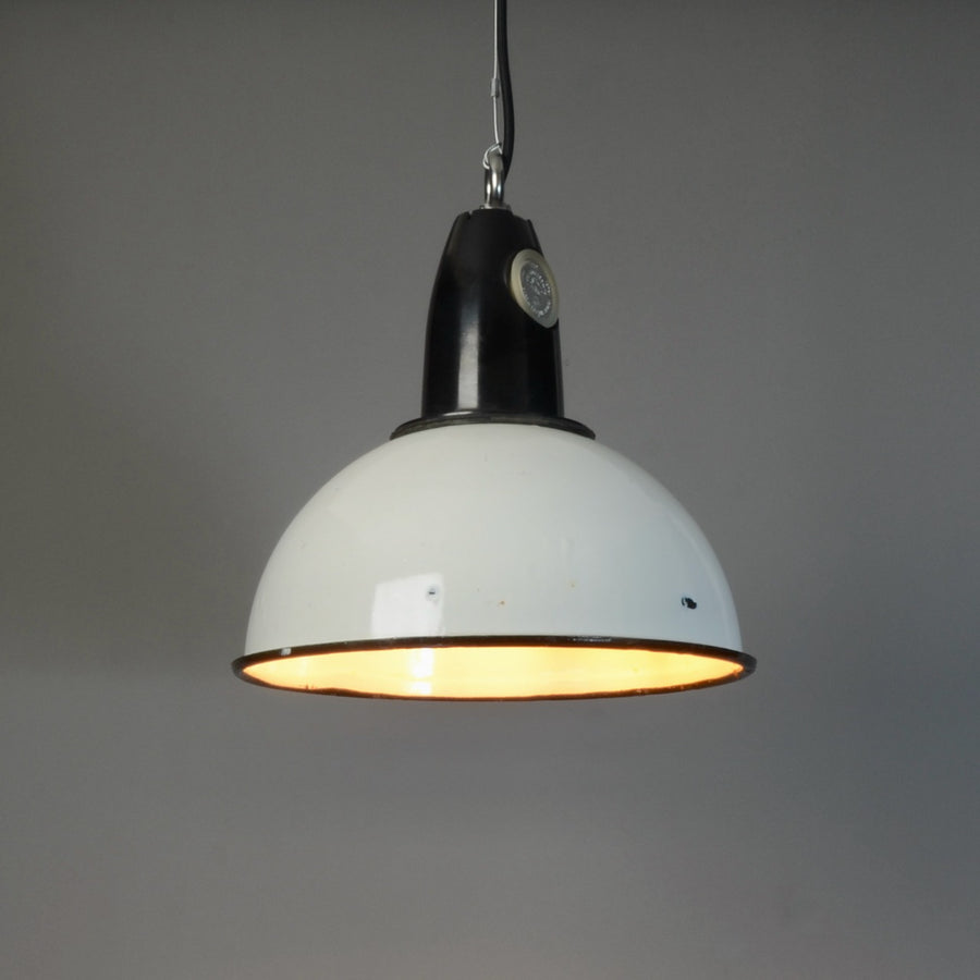 Soviet Pendant with Bakelite MK I - White