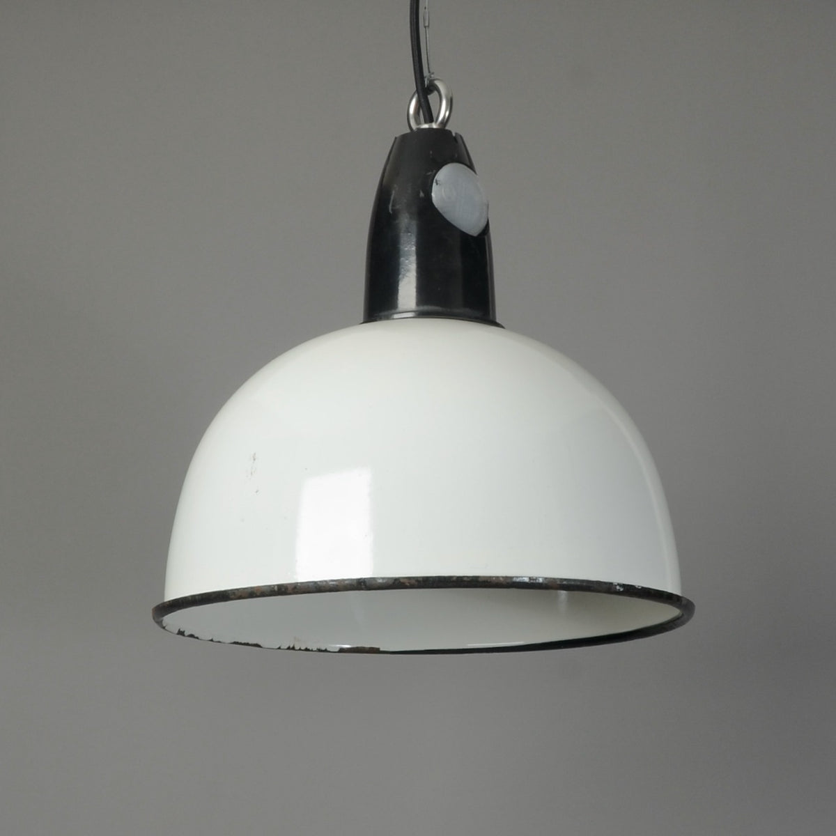 Soviet Pendant with Bakelite MK II - White